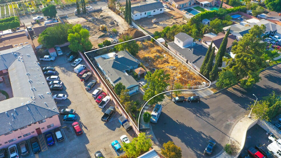 Primary Photo Of 7639 Simpson Ave, North Hollywood Land For Sale