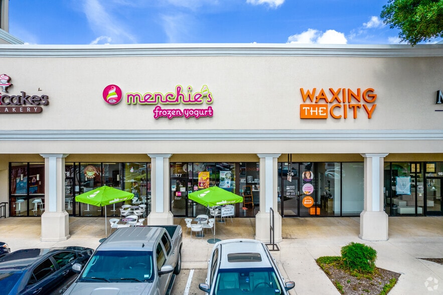 More Photos Of 999 E Basse Rd, San Antonio Unknown For Lease