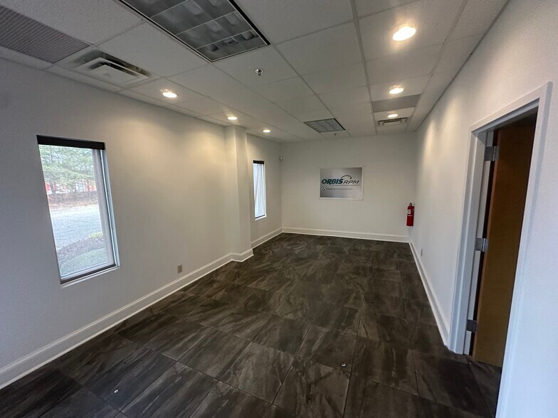 More Photos Of 2165 Highway 292, Inman Manufacturing For Sale