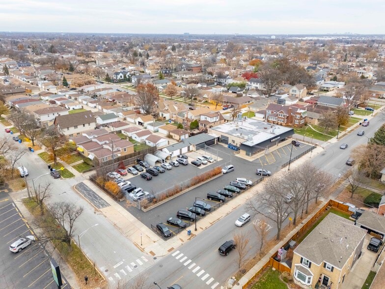 More Photos Of 7606 W Touhy Ave, Chicago Auto Repair For Sale