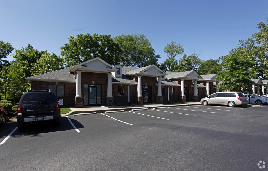 More Photos Of 400 Sugartree Ln, Franklin Office For Sale