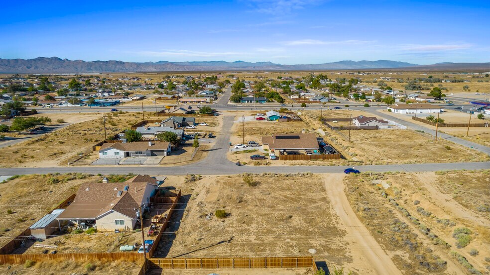 More Photos Of 7850 Bay Ave, California City Land For Sale