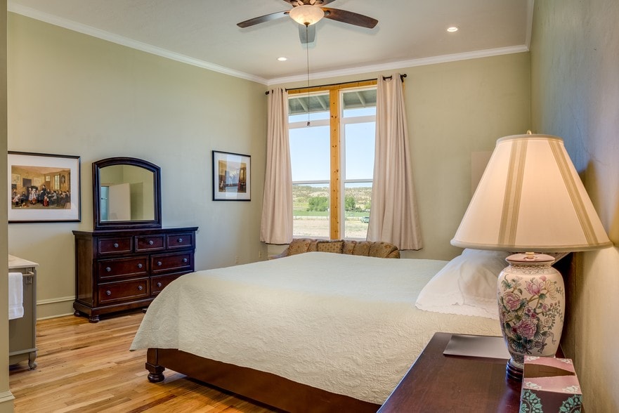 More Photos Of 21049 Uncompahgre Rd, Montrose Hotel For Sale