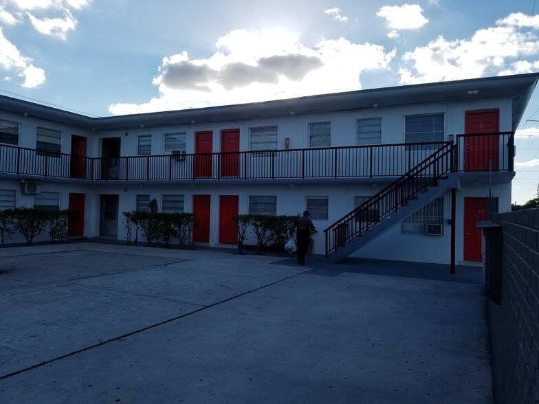 More Photos Of 110 E 10th St, Hialeah Apartments For Sale