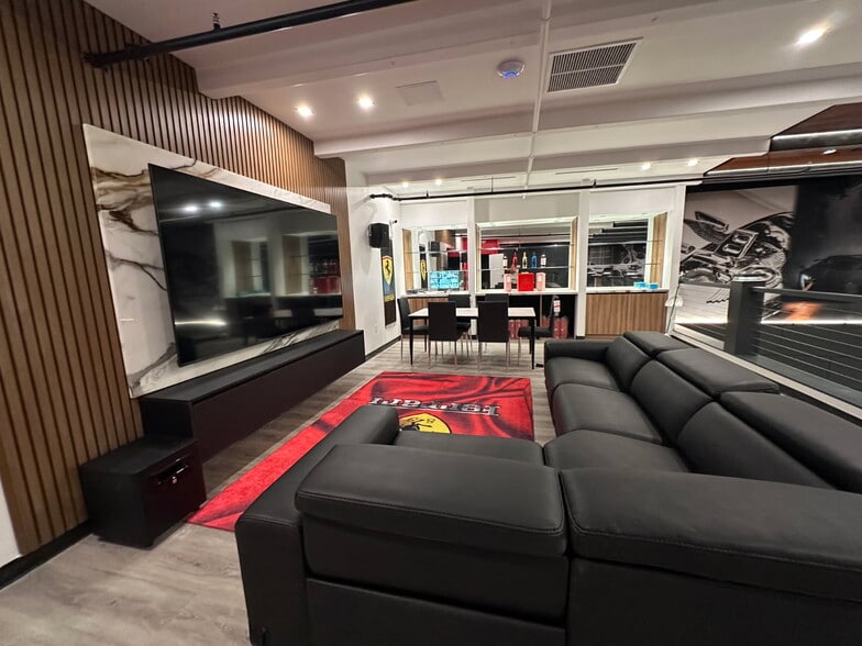 More Photos Of 2011 State Rd 84, Fort Lauderdale Industrial For Sale