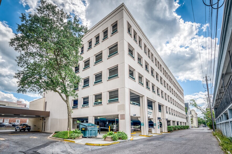 More Photos Of 151 Meeting St, Charleston Office Residential For Lease