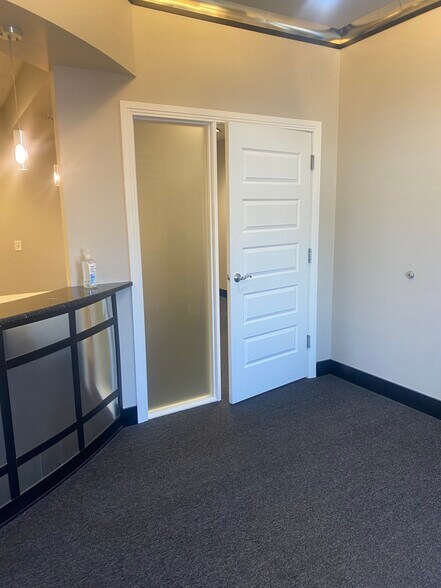 More Photos Of 2717 N Highway 89, Pleasant View Medical For Sale