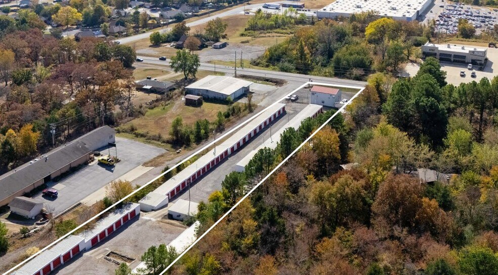 More Photos Of 2408 W Center St, Greenwood Self Storage For Sale