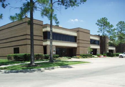 More Photos Of 9807 Whithorn Dr, Houston Office For Lease