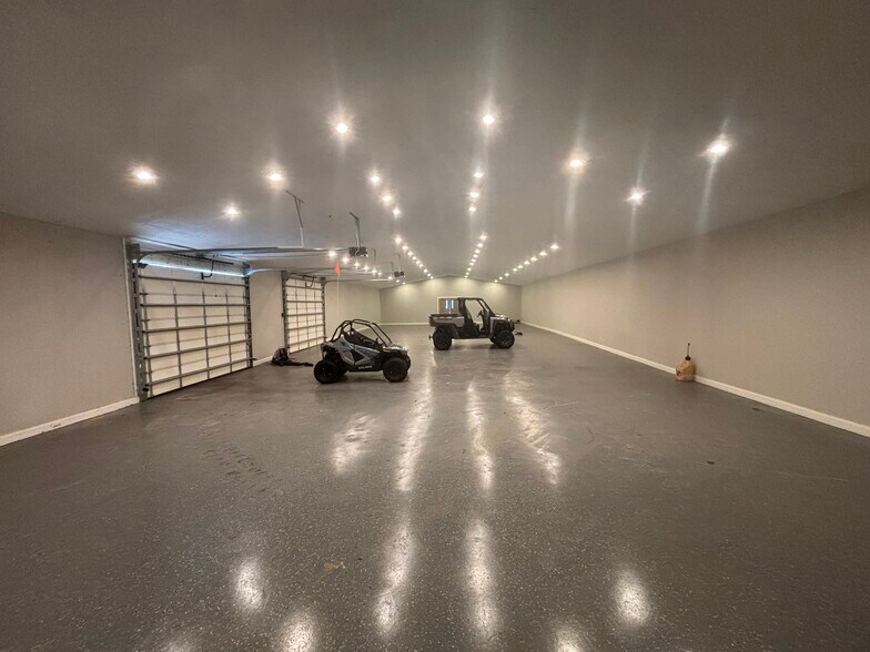 More Photos Of 8595 W Goodman Ln, Homosassa Industrial For Lease