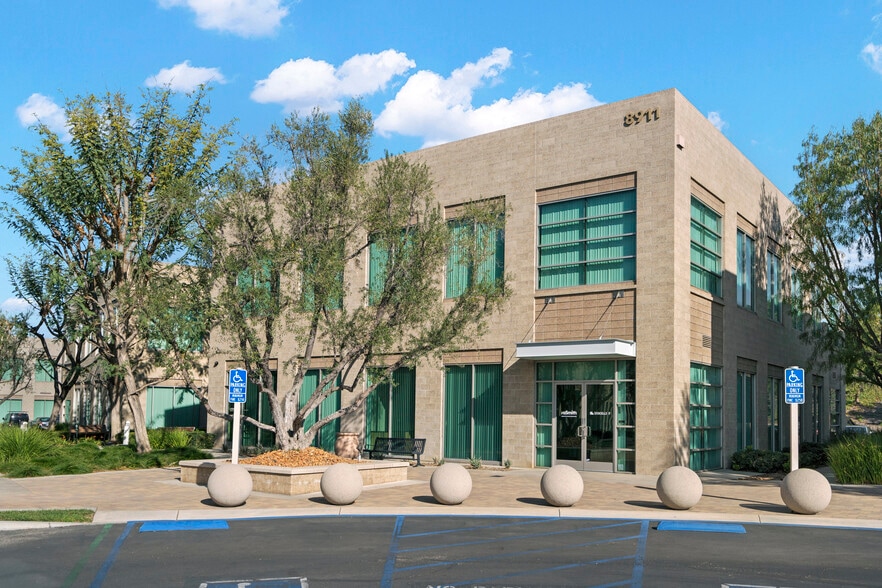 More Photos Of 8911 Research Dr, Irvine Office For Lease
