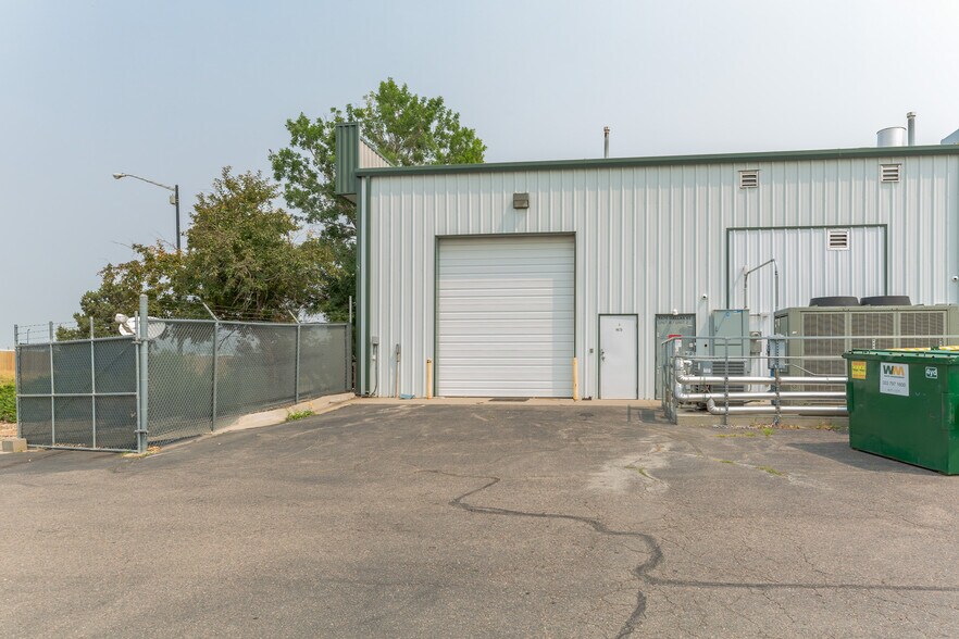 More Photos Of 9670 Dallas St, Henderson Warehouse For Sale