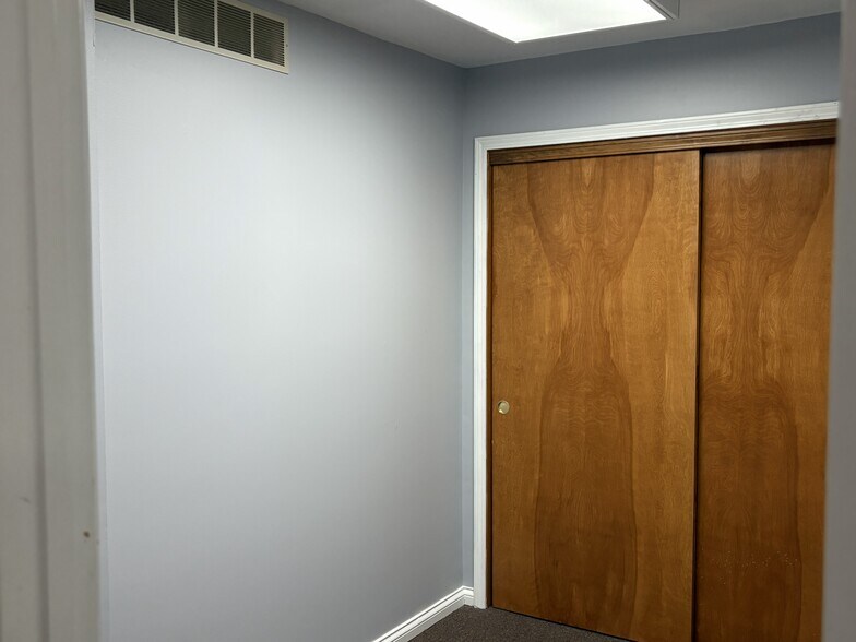 More Photos Of 1251 Nilles Rd, Fairfield Medical For Sale