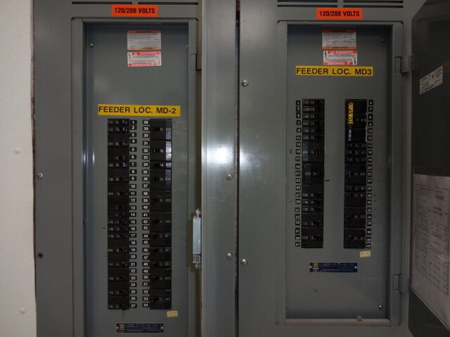 More Photos Of 150 E 400 N, Salem Manufacturing For Lease