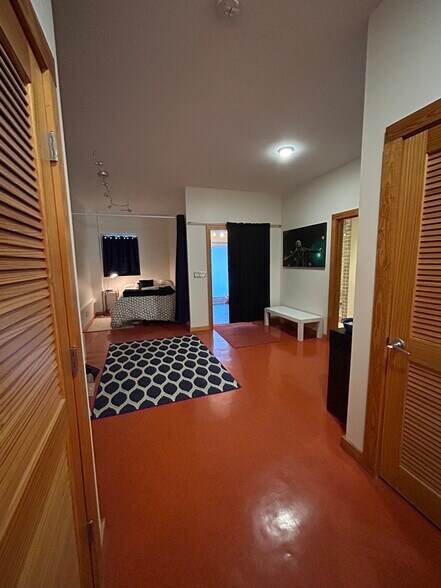 More Photos Of 28 N Lexington Ave, Asheville Storefront Retail Residential For Sale