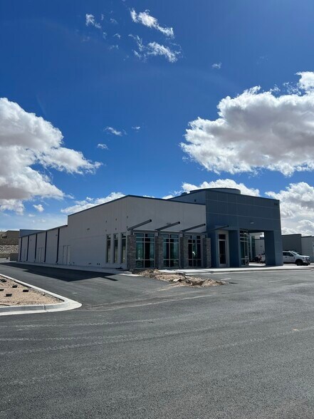 More Photos Of 550 Peyton rd, El Paso Medical For Lease