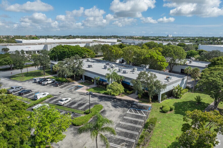 More Photos Of 2100 Park Central Blvd N, Pompano Beach Unknown For Lease