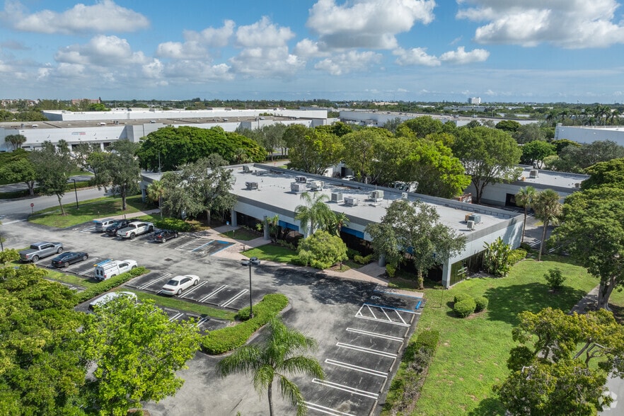 More Photos Of 2100 Park Central Blvd N, Pompano Beach Unknown For Lease