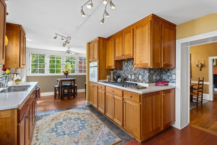 More Photos Of 1830 Thrift Rd, Madison Winery Vineyard For Sale