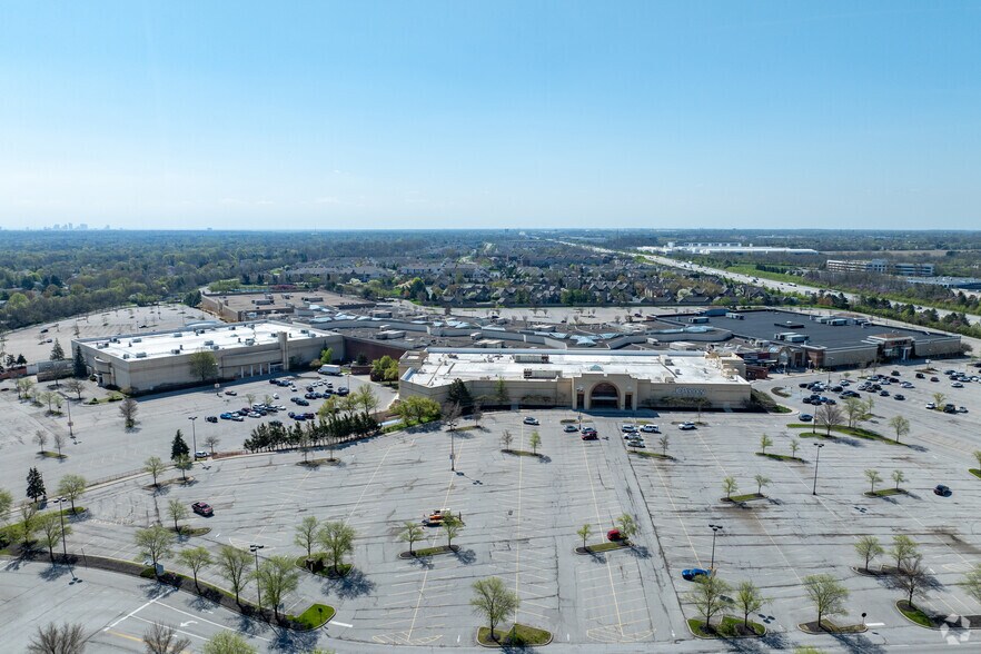 More Photos Of 5043 Tuttle Crossing Blvd, Dublin General Retail For Lease