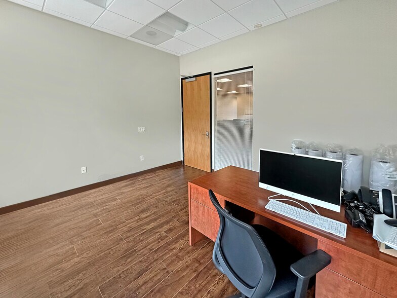 More Photos Of 19210 S Vermont Ave, Gardena Loft Creative Space For Sale