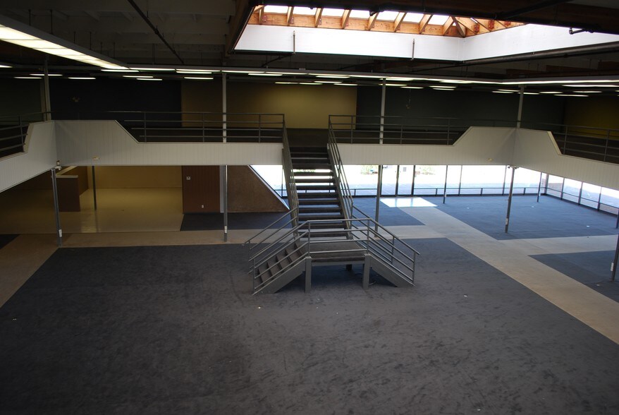 More Photos Of 1919 S 4th Ave, Yuma Freestanding For Lease