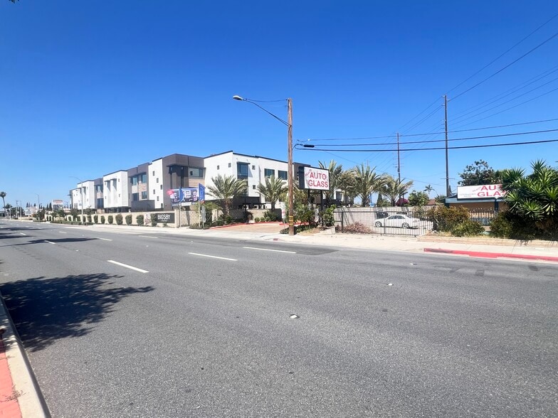 More Photos Of 12232 Beach Blvd, Stanton Freestanding For Sale