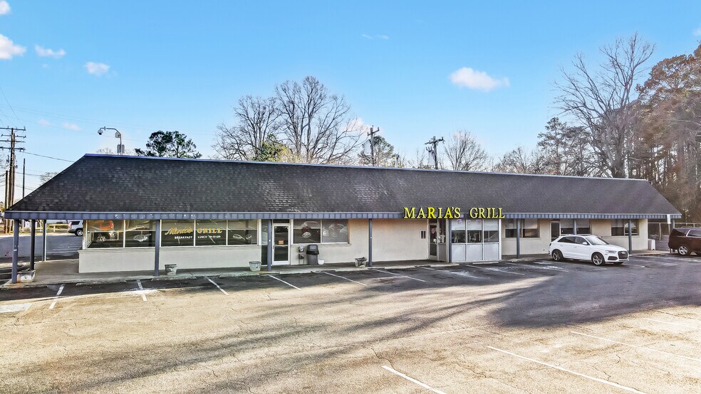 More Photos Of 2801-2825 W Sugar Creek Rd, Charlotte Unknown For Lease