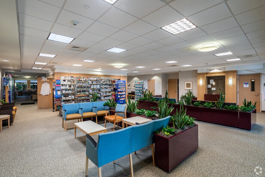 More Photos Of 847 Easton Rd, Warrington Office For Sale