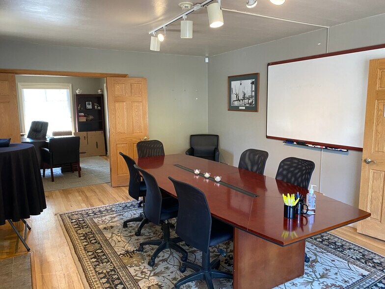 More Photos Of 901 N San Francisco St, Flagstaff Medical For Lease
