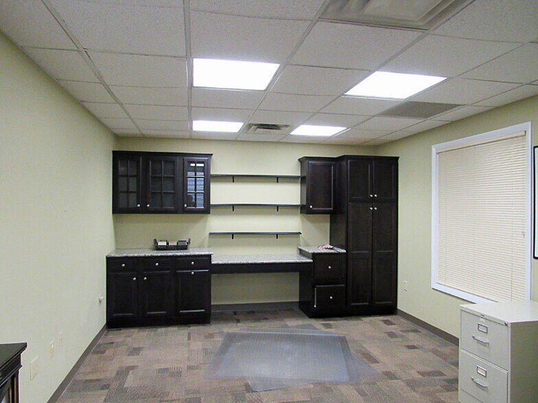 More Photos Of 1300 Market St, Lemoyne Office For Sale