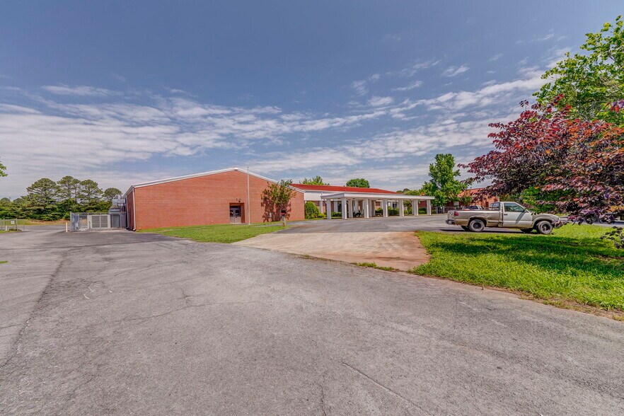 More Photos Of 13 Rome Rd SW, Cave Spring Office For Sale