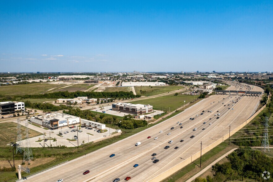 More Photos Of 4324 Mapleshade Ln, Plano Office For Lease