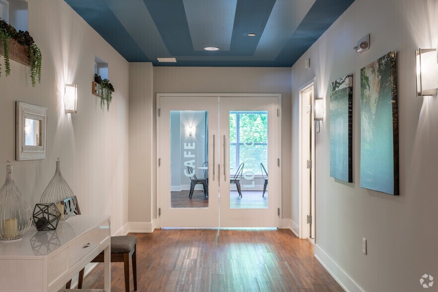 More Photos Of 34 Oakwood Ave, Norwalk Apartments For Lease