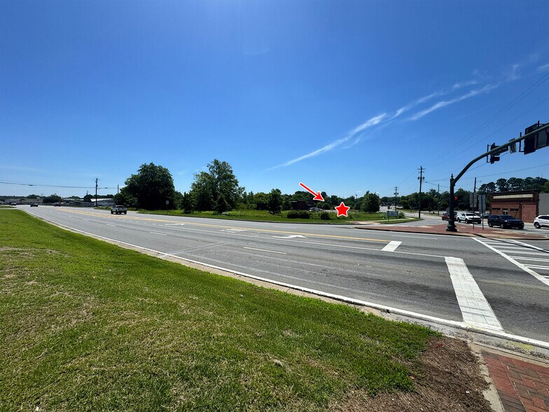 More Photos Of South Jefferson Street & 441 hwy, Dublin Land For Sale