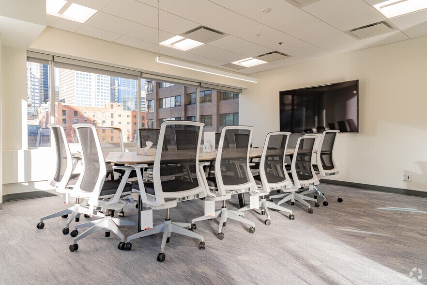 More Photos Of 340 12th Ave SW, Calgary Office For Lease