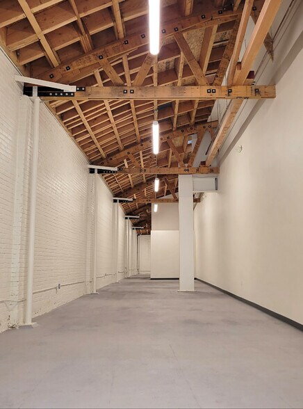 More Photos Of 1212 Wall St, Los Angeles Storefront For Lease