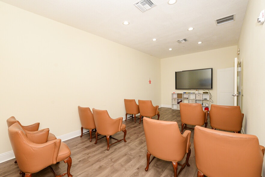 More Photos Of 4201 S 25th St, Fort Pierce Assisted Living For Sale