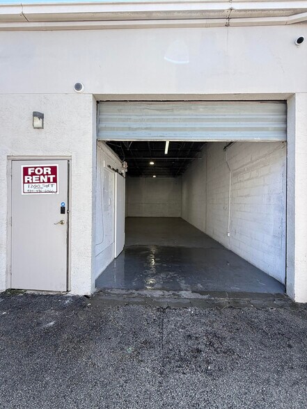 More Photos Of 1360 SW 8th St, Pompano Beach Warehouse For Lease
