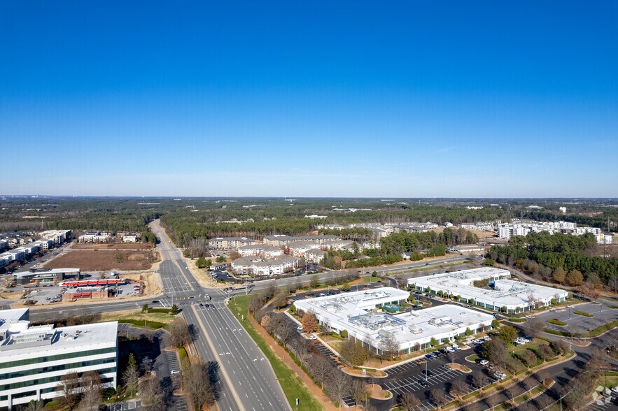 More Photos Of 407 Davis Dr, Morrisville Flex For Sale