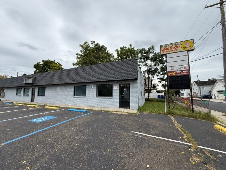 More Photos Of 201-211 Kates Blvd, Millville Freestanding For Lease