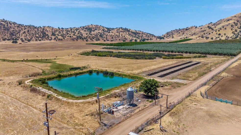 More Photos Of 19400 Avenue 398, Woodlake Land For Sale