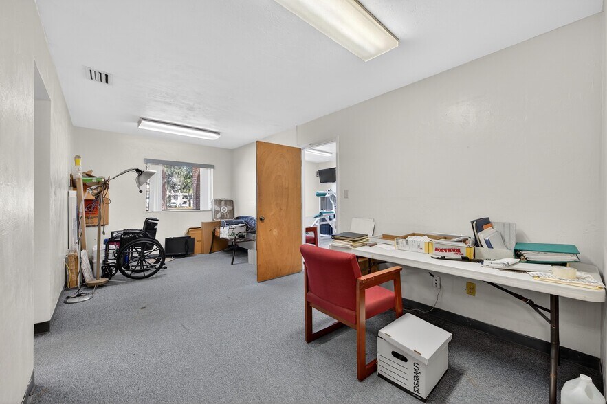 More Photos Of 905 Beville Rd, Daytona Beach Medical For Sale