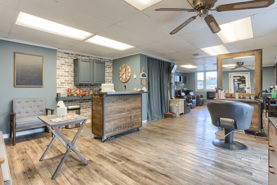 More Photos Of 2234 Cumberland St, Lebanon Storefront Retail Residential For Sale