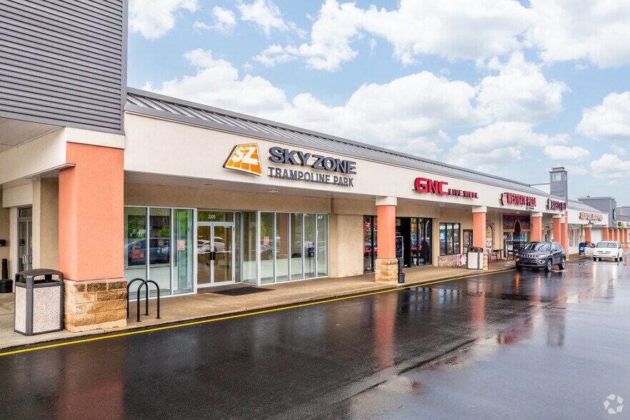 More Photos Of 2285 Schoenersville Rd, Bethlehem General Retail For Lease