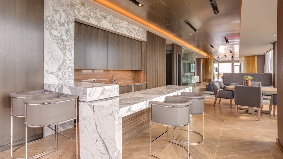 More Photos Of 901 N Nelson St, Arlington Apartments For Lease