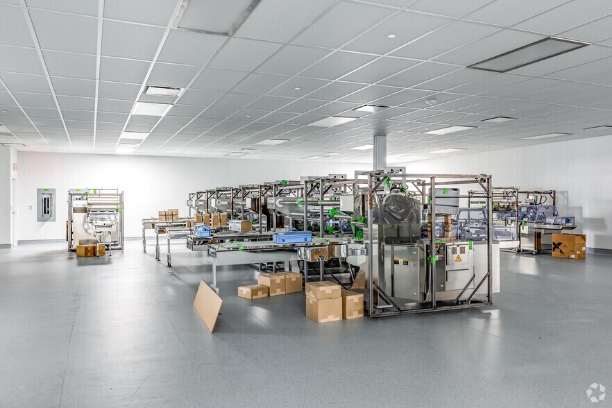 More Photos Of 4931 Executive Ct S, Frederick Unknown For Lease