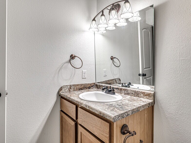 More Photos Of 2302 S 137th East Ave, Tulsa Apartments For Sale