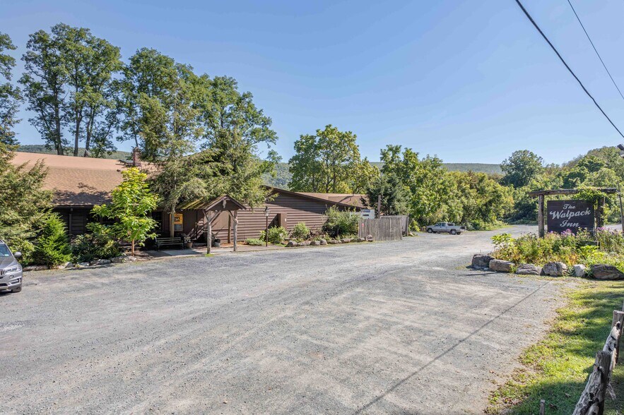 More Photos Of 7 National Park Service Rd, Layton Lodge Meeting Hall For Sale