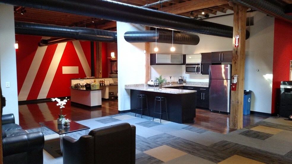 More Photos Of 216 S Jefferson St, Chicago Loft Creative Space For Sale